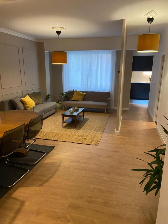 Luxury Apartment In Ferrol Center Exterior photo